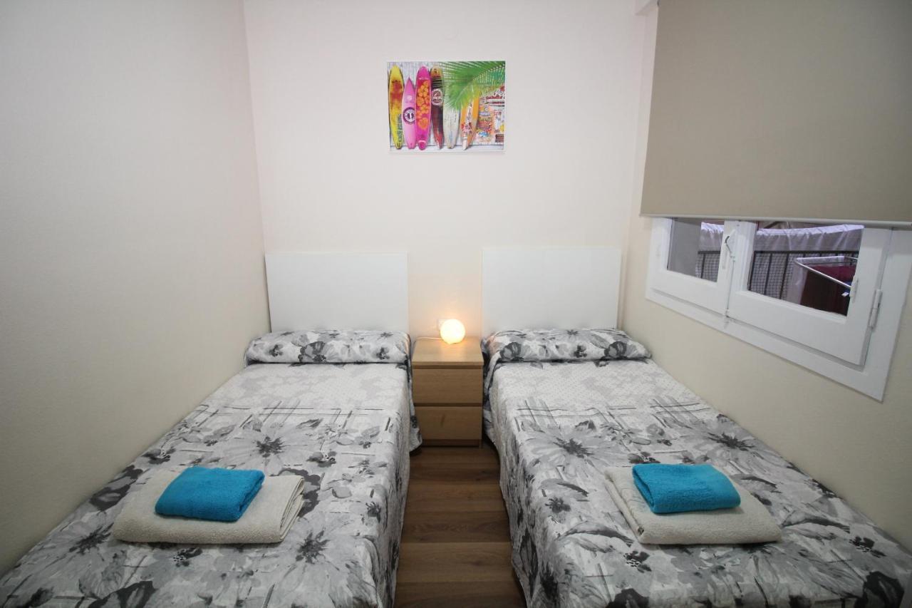 Urgel Habitaciones Barcelona Eksteriør billede