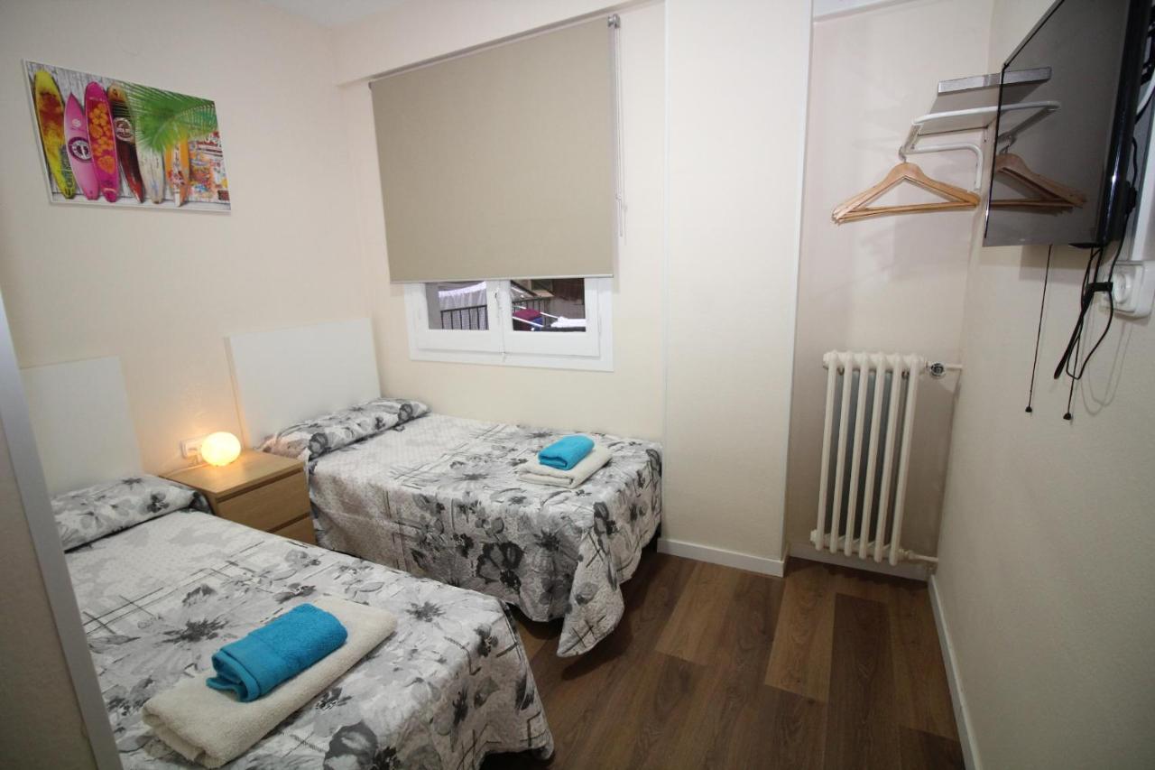 Urgel Habitaciones Barcelona Eksteriør billede