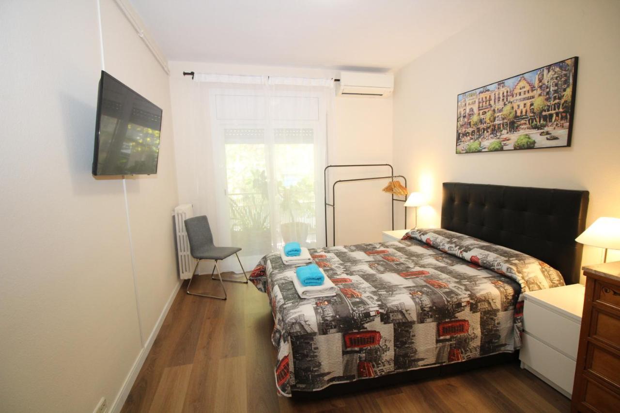 Urgel Habitaciones Barcelona Eksteriør billede